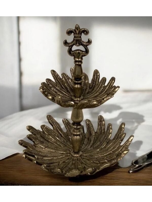 DECORATIVE 2 TIER PLATE STAND