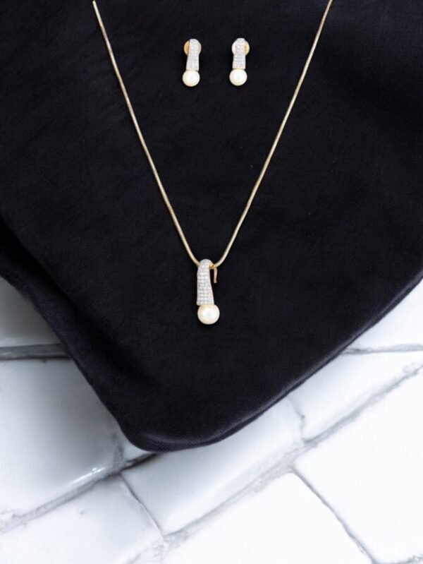 Cz Pearl Pendant Set With 2 Tone Plating