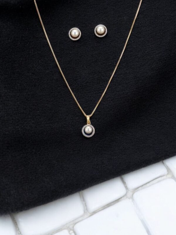 Cubic Zirconia Delicate Pendant Set With 2 Tone Plating