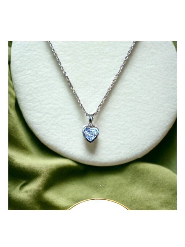 Chain Pendant - Silver Heart (SH)