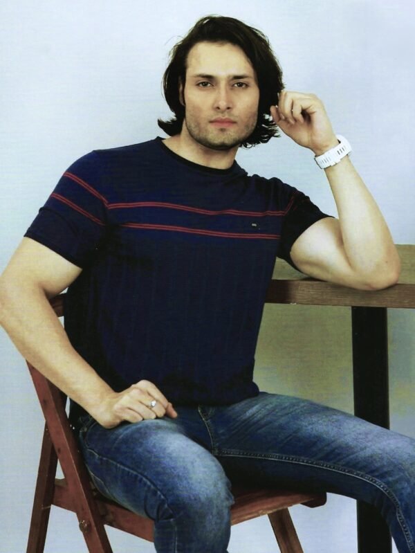 Men's Round Neck Blue T-Shirt made with Premium Cotton - 42